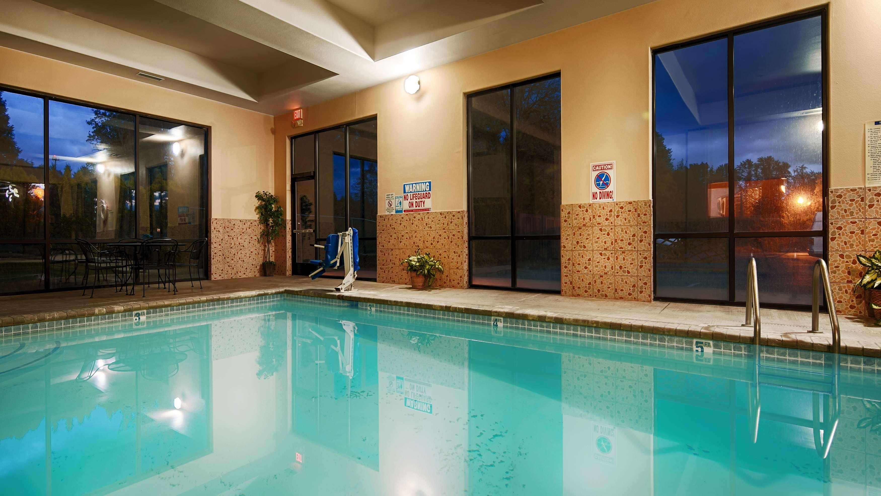 Battle Ground Best Western Plus Battleground Inn & Suites מראה חיצוני תמונה